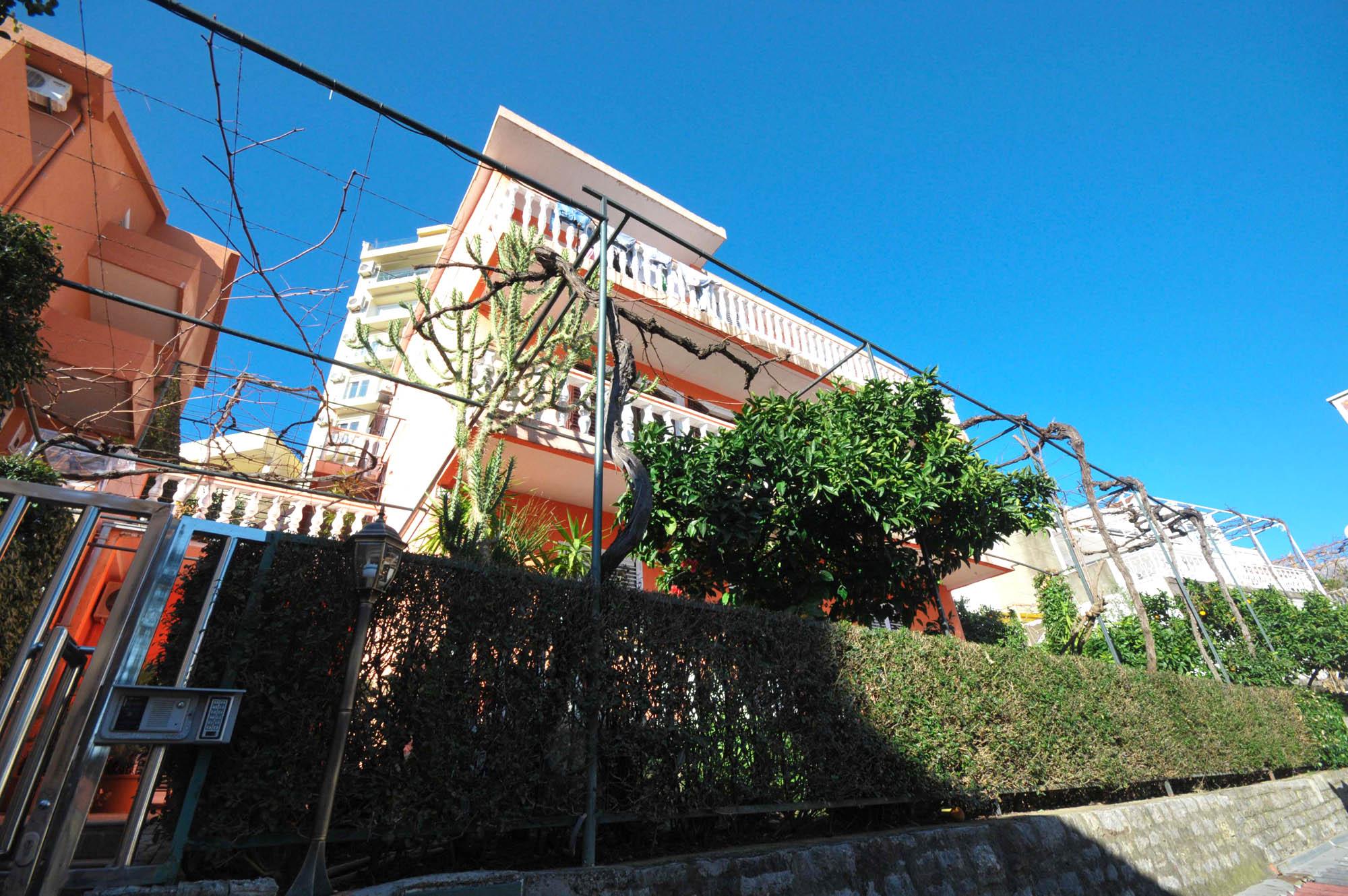 Apartments Orange บุดวา ภายนอก รูปภาพ